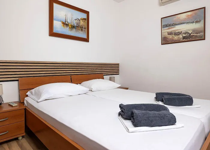 Traumhaftes Penthouse Nur 400 Meter Zum Mit Meerblick, Pool, Spielplatz, Grill Apartamento Dramalj