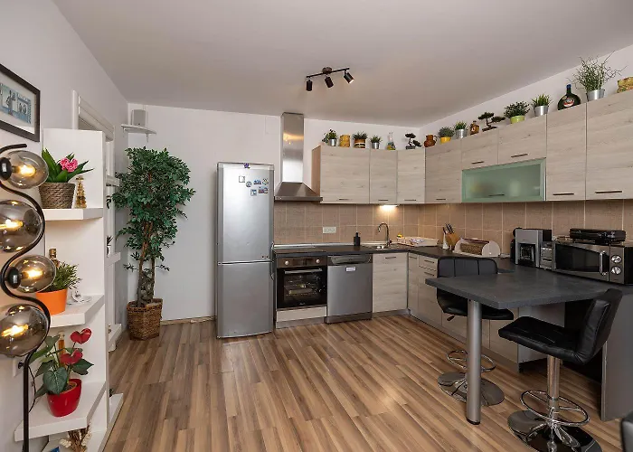 Apartamento Traumhaftes Penthouse Nur 400 Meter Zum Mit Meerblick, Pool, Spielplatz, Grill Dramalj