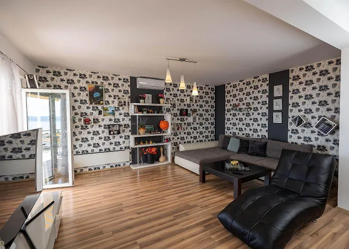 Apartamento Traumhaftes Penthouse Nur 400 Meter Zum Mit Meerblick, Pool, Spielplatz, Grill