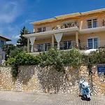 Апартаменты Traumhaftes Penthouse Nur 400 Meter Zum Mit Meerblick, Pool, Spielplatz, Grill